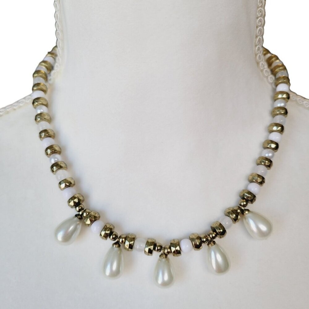 Plunder Teardrop Faux Pearl & Beaded Necklace White Gold Tone Everyday Wear VGC